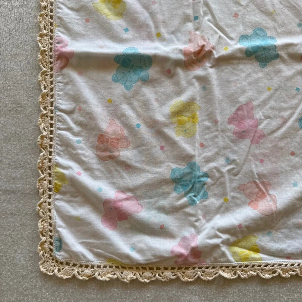 Vintage Reversible Baby Blanket Teddy Bears Crochet Lace Trim 48